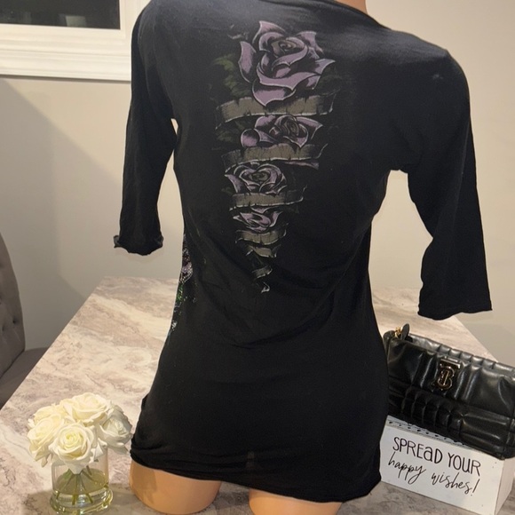 RARE Sinful by Affliction Rhinestone Black Graphic V-Neck Top with Rose - Picture 2 of 12